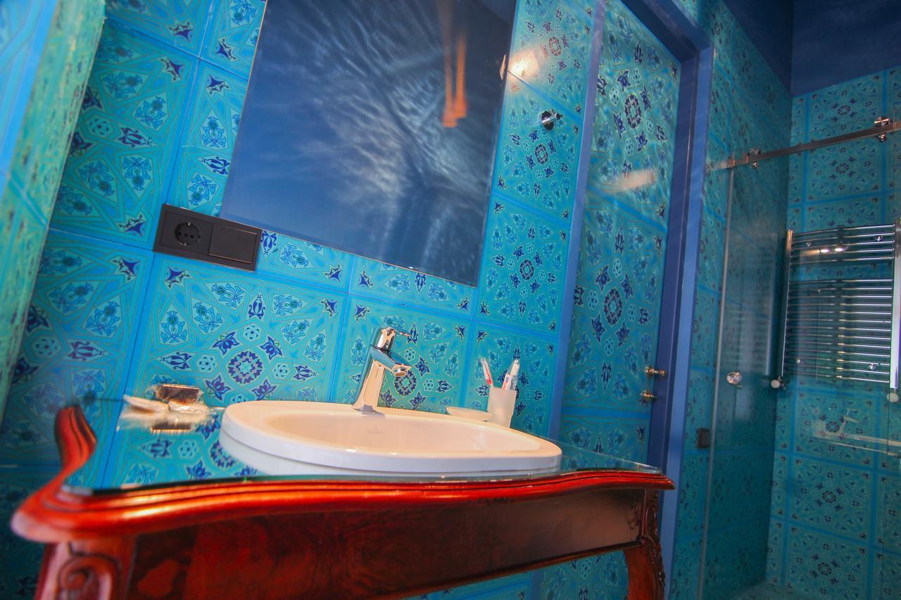 Erekle II Hotel Telavi Bagian luar foto
